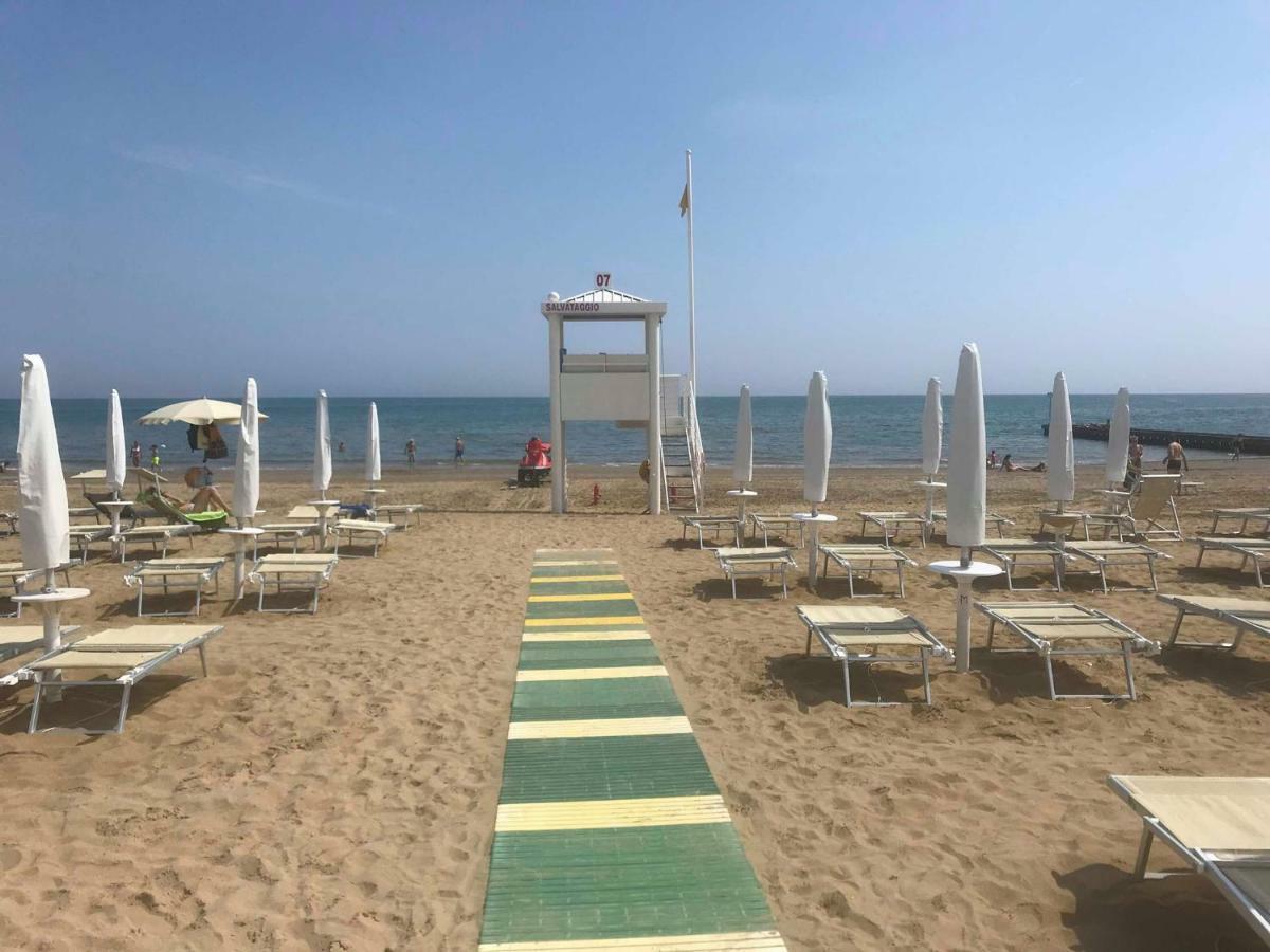 Delta A - Piazza Marina - Vista Mare Villa Lido di Jesolo Kültér fotó