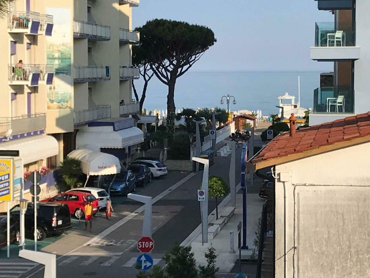 Delta A - Piazza Marina - Vista Mare Villa Lido di Jesolo Kültér fotó